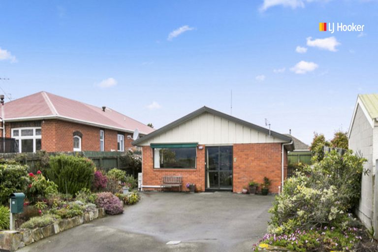 Photo of property in 72 Highcliff Road, Andersons Bay, Dunedin, 9013