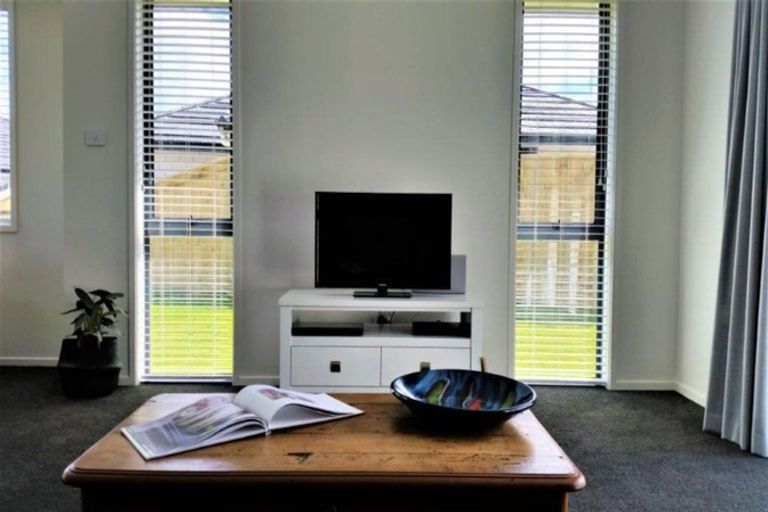 Photo of property in 6 Mercury Lane, Papamoa, 3118