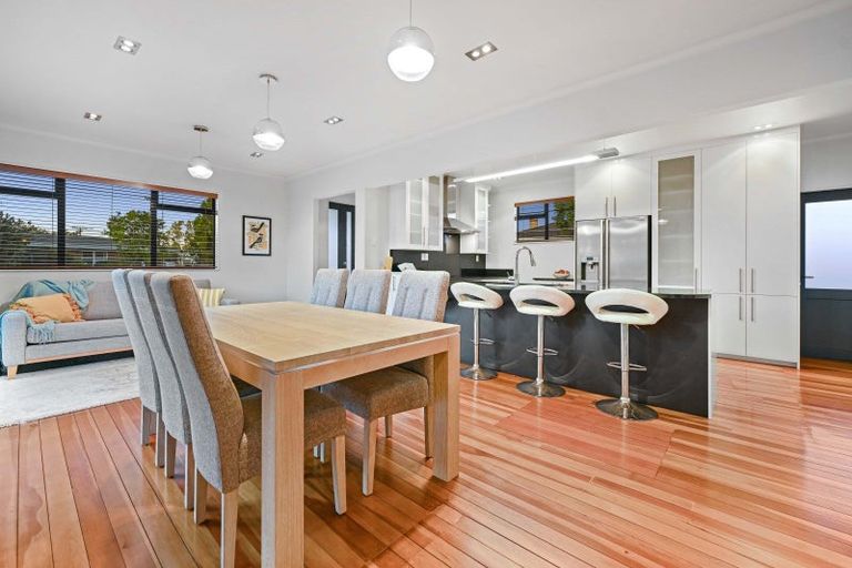 Photo of property in 15 Darley Street, Maeroa, Hamilton, 3200