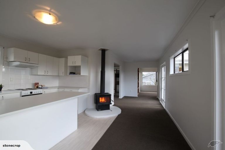 Photo of property in 19 Oxford Street, Waikari, 7420