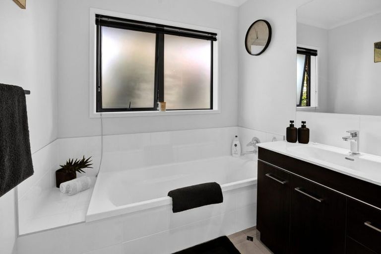 Photo of property in 31b Miro Street, Inglewood, 4330