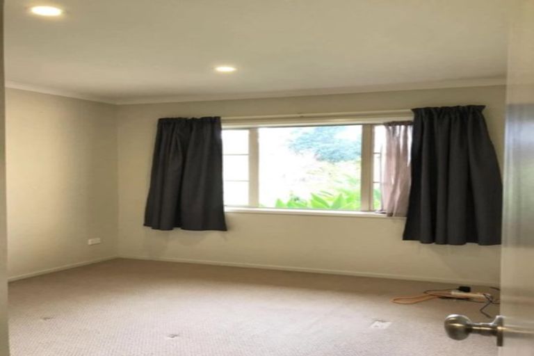 Photo of property in 3 Stornaway Drive, Flat Bush, Auckland, 2016