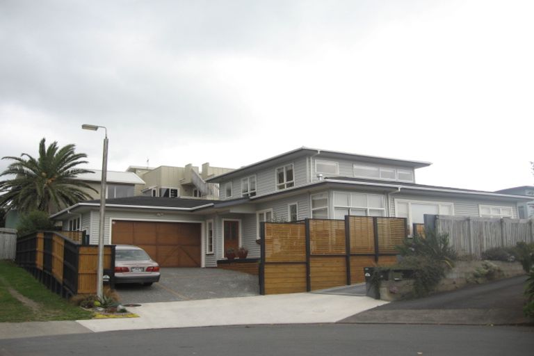 Photo of property in 30 Newry Road, Raumati Beach, Paraparaumu, 5032