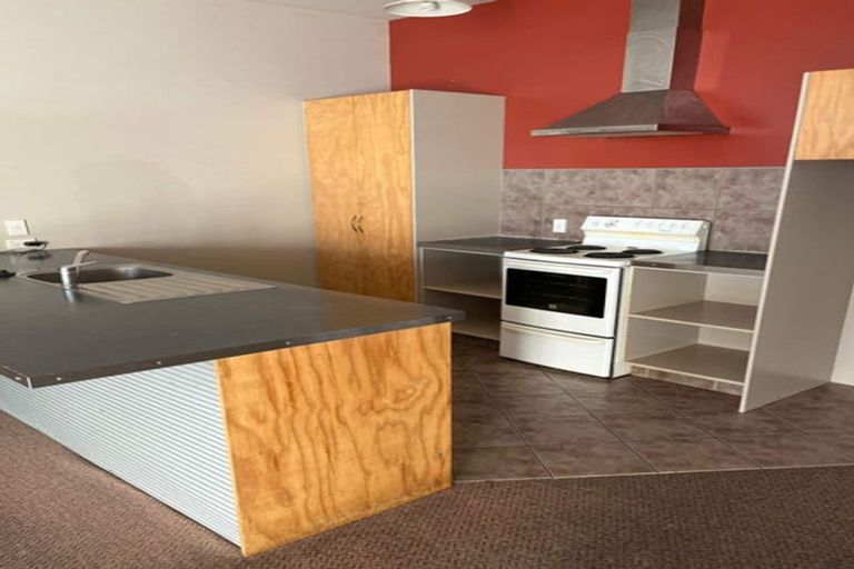 Photo of property in 373 College Street, Hokowhitu, Palmerston North, 4410