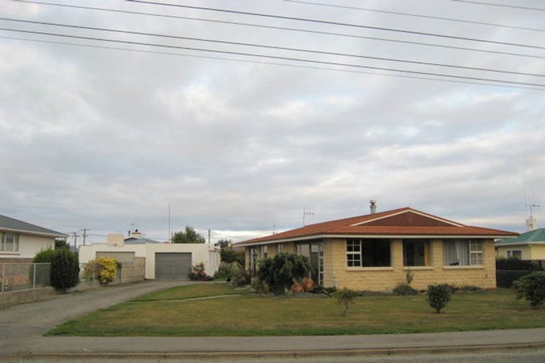Photo of property in 15 Lismore Street, Oamaru North, Oamaru, 9400