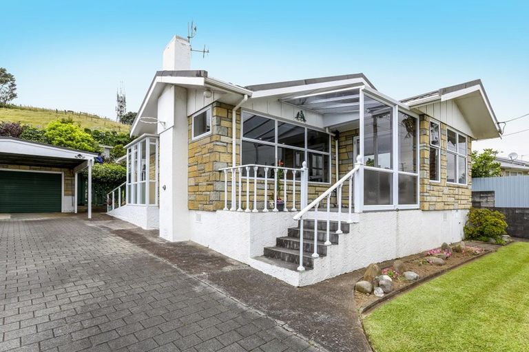 Photo of property in 9 Belair Avenue, Blagdon, New Plymouth, 4310