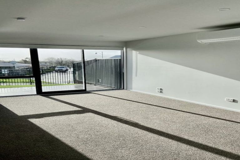 Photo of property in 7 Wheatsheaf Lane, Heathcote Valley, Christchurch, 8022