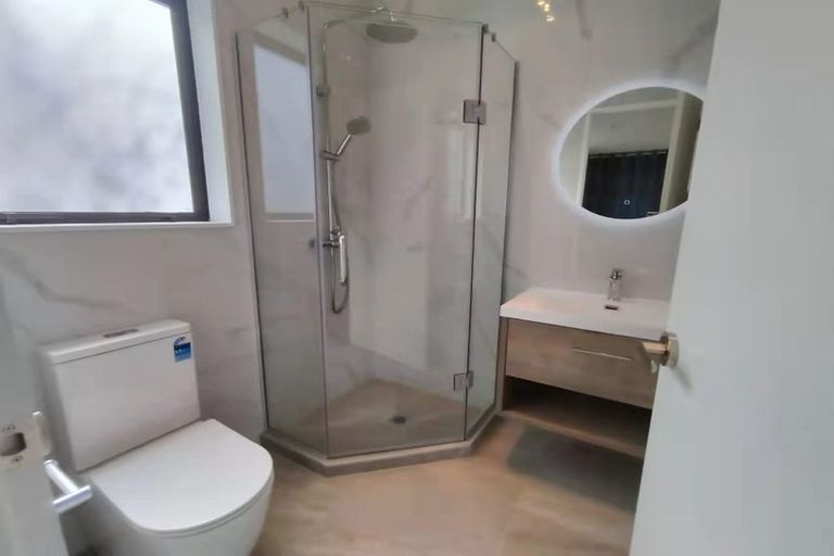 Photo of property in 26 Golfland Drive, Golflands, Auckland, 2013