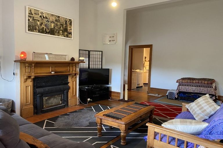 Photo of property in 121 Wellington Street, Picton, 7220