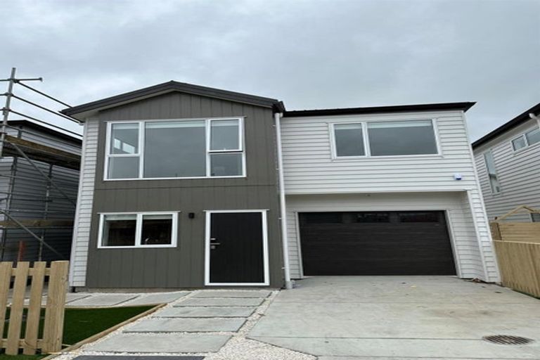 Photo of property in 16 Te Kaapia Road, Papakura, 2110