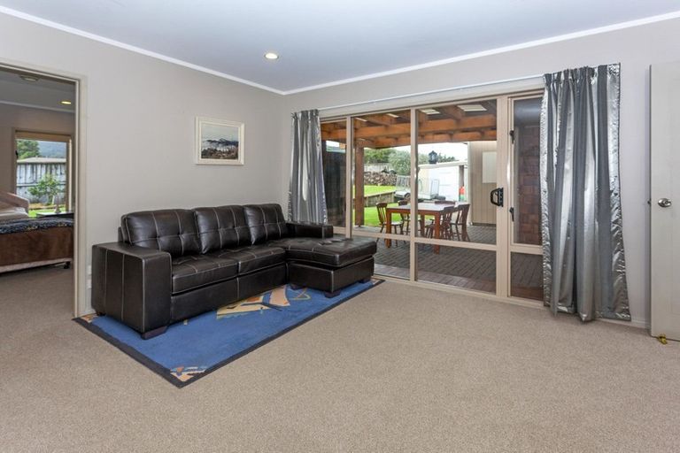 Photo of property in 13 Koromiko Drive, Coromandel, 3506