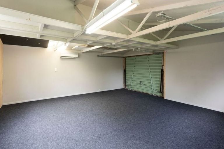 Photo of property in 110 Kendal Avenue, Burnside, Christchurch, 8053