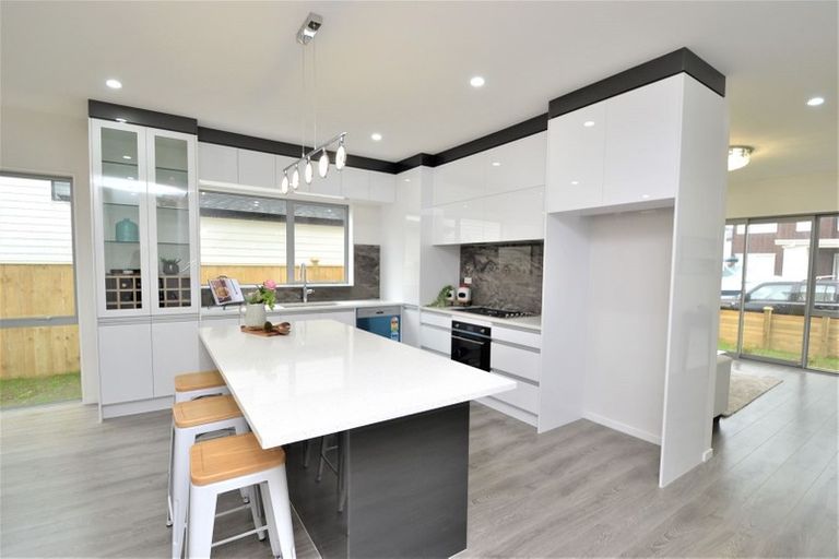 Photo of property in 14 Aviation Drive, Hobsonville, Auckland, 0616