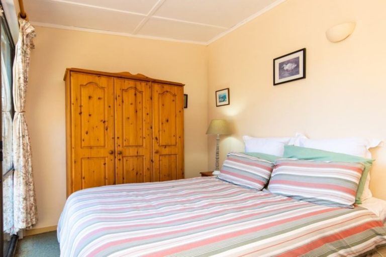 Photo of property in 24 Wellwood Terrace, Te Awanga, 4102