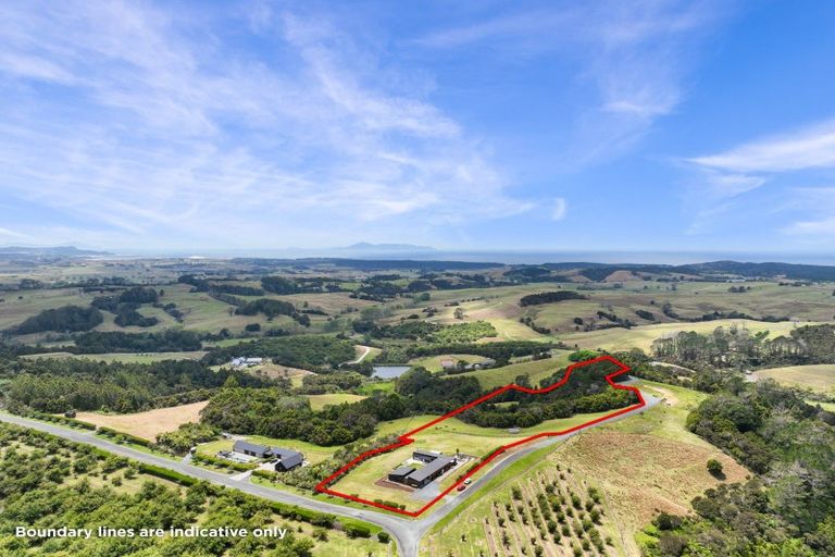 Photo of property in 32 Aroha Road, Te Arai, Wellsford, 0975