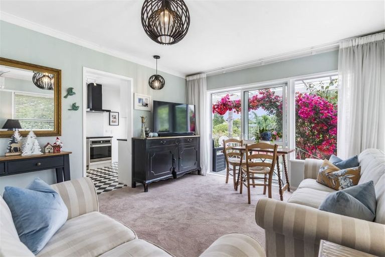 Photo of property in 3/33 Northumberland Avenue, Belmont, Auckland, 0622