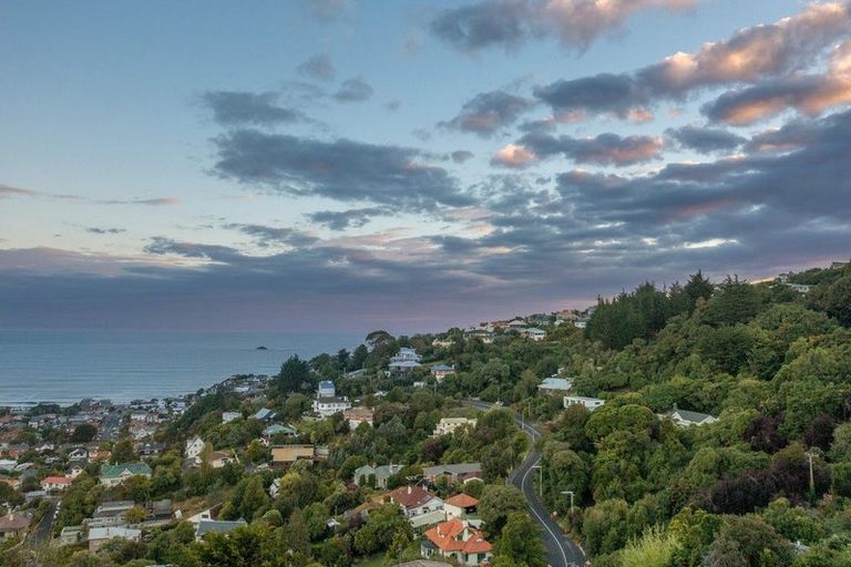 Photo of property in 149 Easther Crescent, Kew, Dunedin, 9012