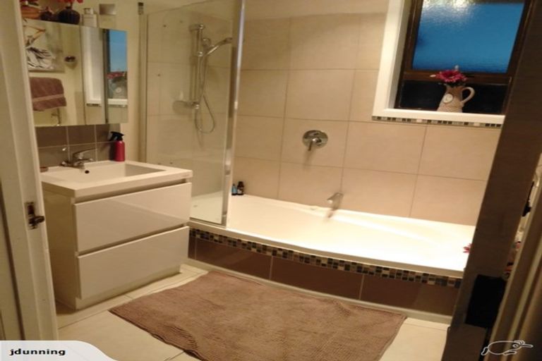 Photo of property in 24 Chester Street, Taradale, Napier, 4112