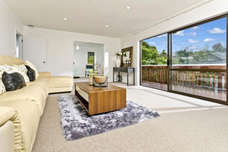 Photo of property in 57 Newhaven Terrace, Mairangi Bay, Auckland, 0630