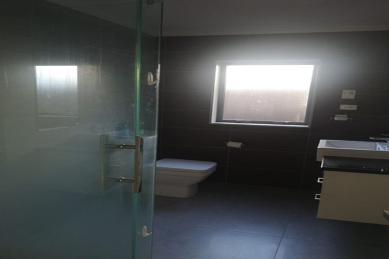 Photo of property in 19 Dawood Place, The Gardens, Auckland, 2105