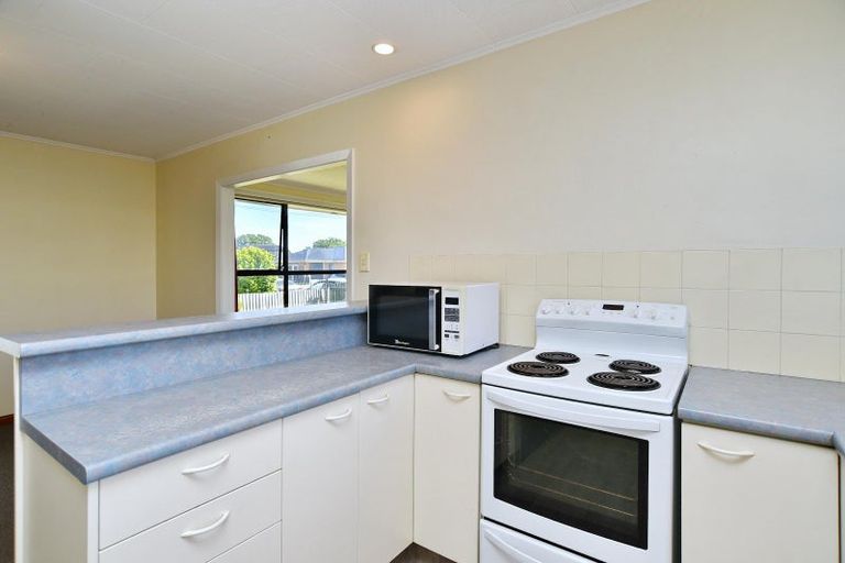 Photo of property in 5 Mortlake Street, Islington, Christchurch, 8042