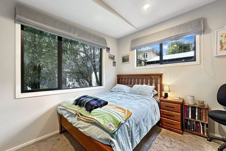 Photo of property in 2/78 Queenstown Road, Onehunga, Auckland, 1061