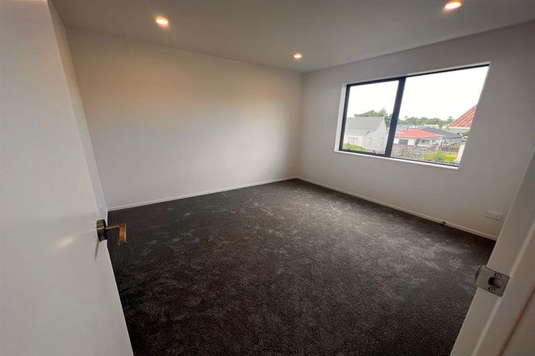 Photo of property in 9b Tango Place, Henderson, Auckland, 0610
