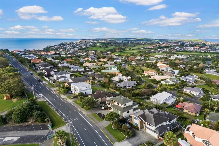 Photo of property in 1183 Whangaparaoa Road, Gulf Harbour, Whangaparaoa, 0930