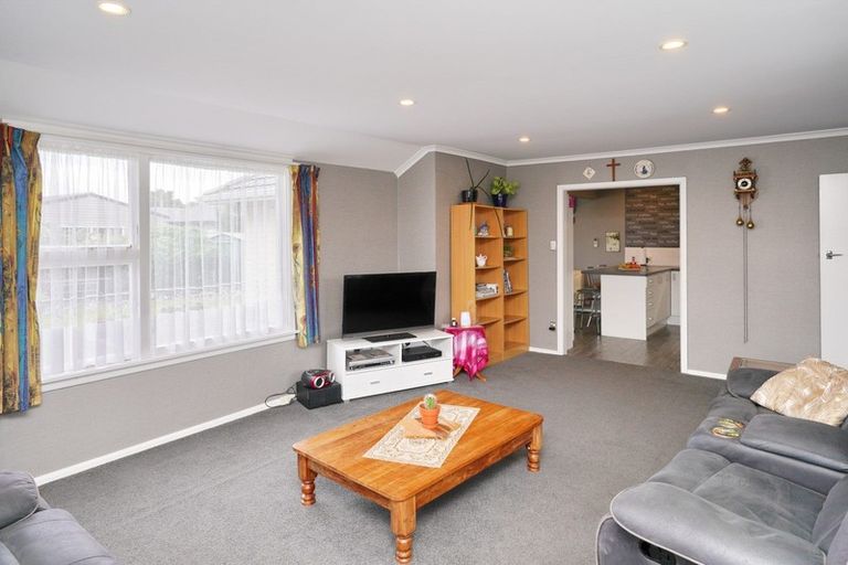 Photo of property in 44a Greenhaven Drive, Burwood, Christchurch, 8083