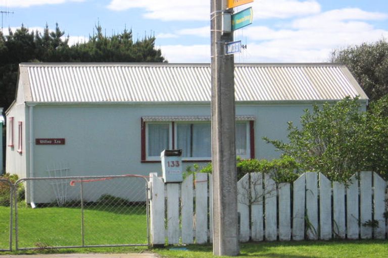 Photo of property in 133 Seabury Avenue, Foxton Beach, Foxton, 4815