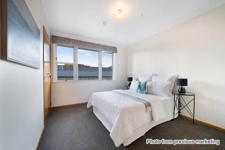 Photo of property in 34 Coniston Avenue, Te Atatu South, Auckland, 0610
