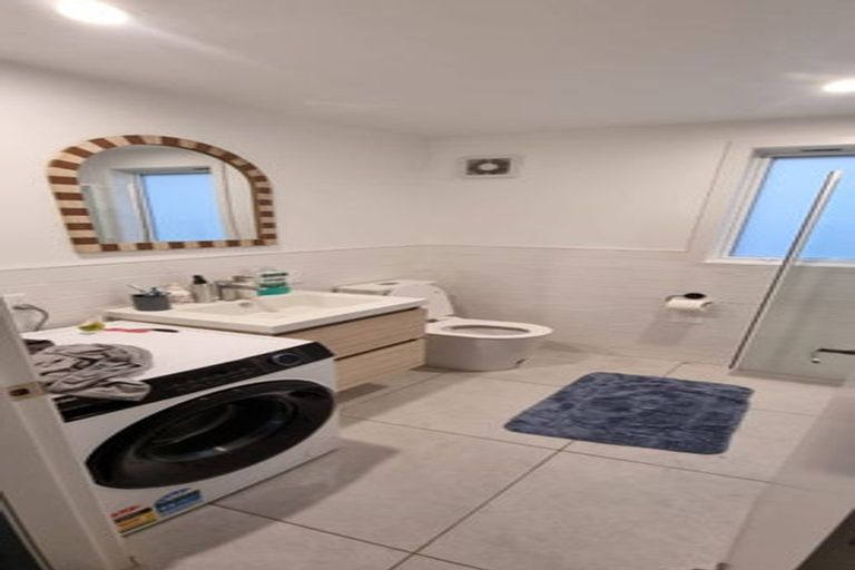 Photo of property in 8 Wilkinson Street, Oriental Bay, Wellington, 6011