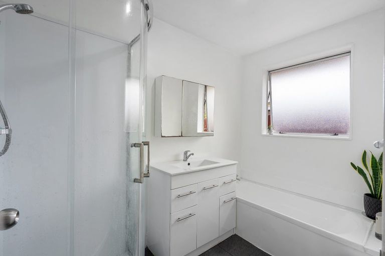 Photo of property in 1/40 Wilson Street, Islington, Christchurch, 8042