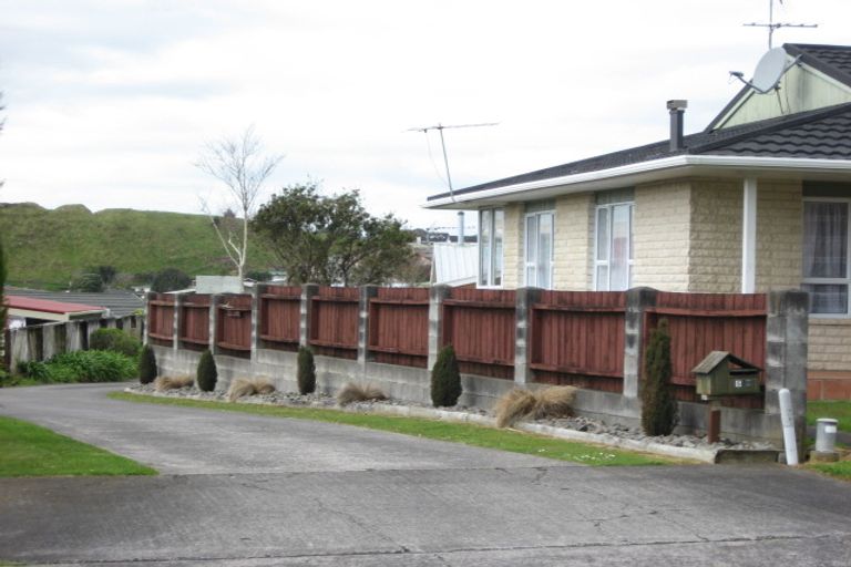 Photo of property in 5b Virginia Place, Whalers Gate, New Plymouth, 4310