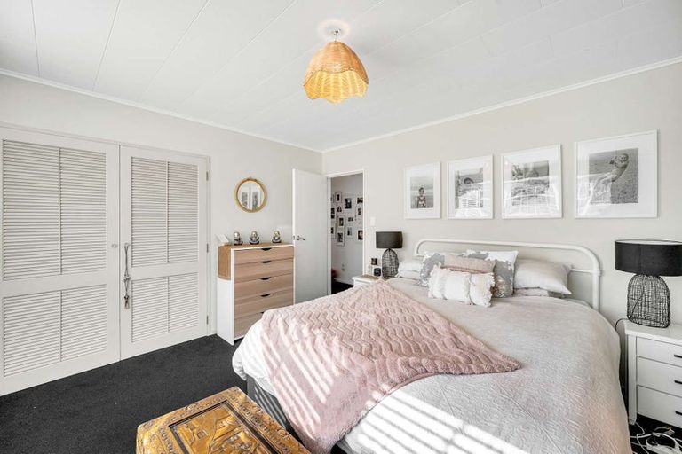 Photo of property in 1 D'arcy Place, Taradale, Napier, 4112