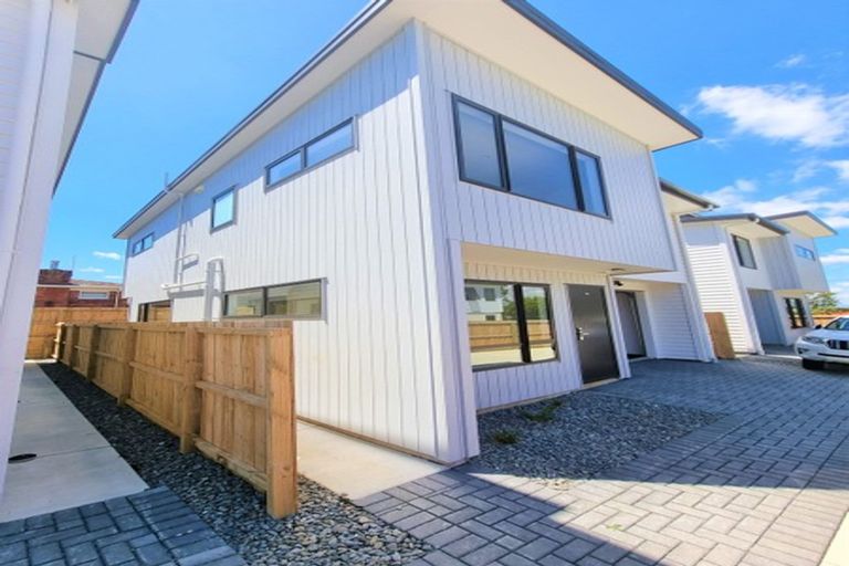 Photo of property in 32b Alfriston Road, Manurewa East, Auckland, 2102