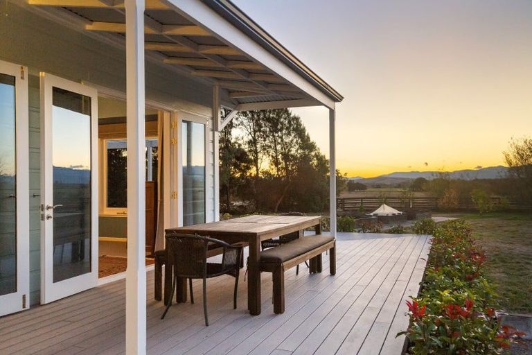 Photo of property in Gladstone Road, Gladstone, 5884