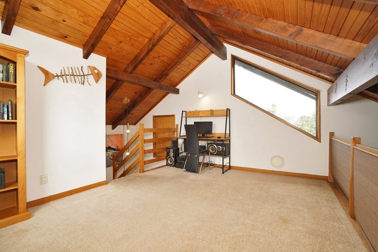 Photo of property in 12 Cooper Place, Chedworth, Hamilton, 3210