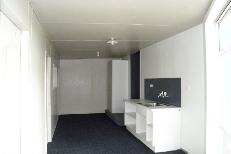 Photo of property in 35 Mary Street, Winton, 9720