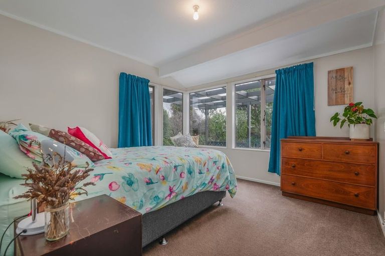 Photo of property in 31 Rosedale Crescent, Cloverlea, Palmerston North, 4412