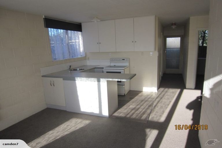 Photo of property in 1/112a Olliviers Road, Phillipstown, Christchurch, 8011