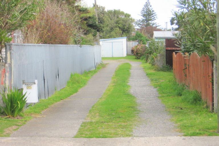 Photo of property in 22 Herrington Street, Foxton, 4814