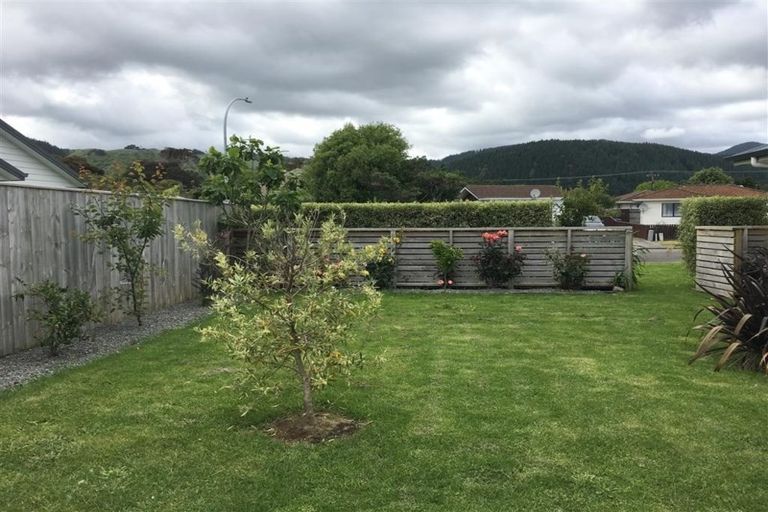 Photo of property in 14 Linwood Drive, Paraparaumu, 5032