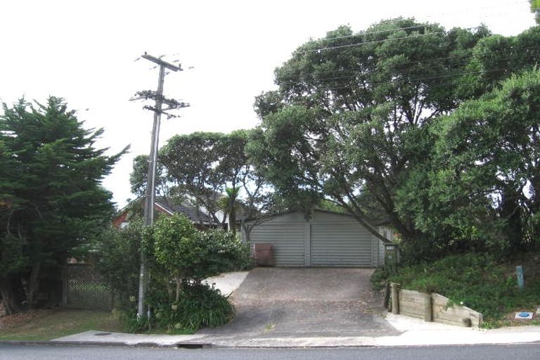 Photo of property in 1019 Beach Road, Torbay, Auckland, 0630