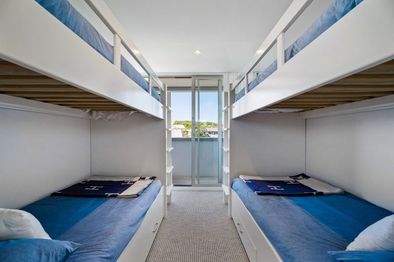 Photo of property in 45 Taumata Road, Omaha, 0986