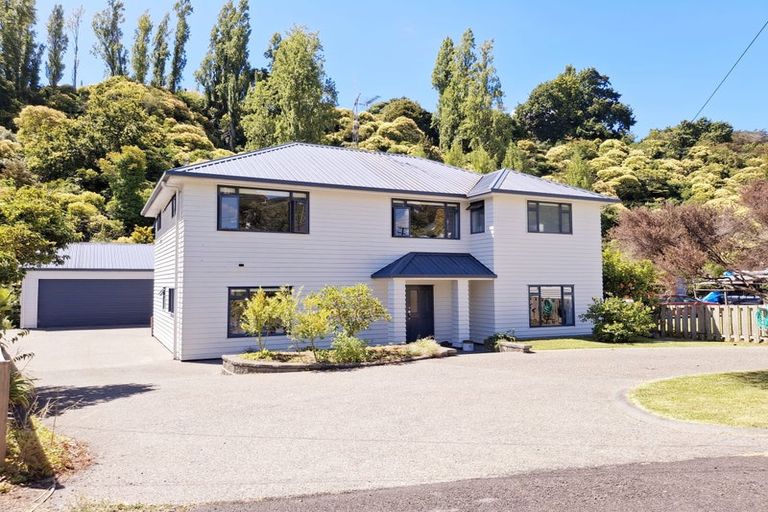 Photo of property in 201 Karaka Road, Thames, 3500