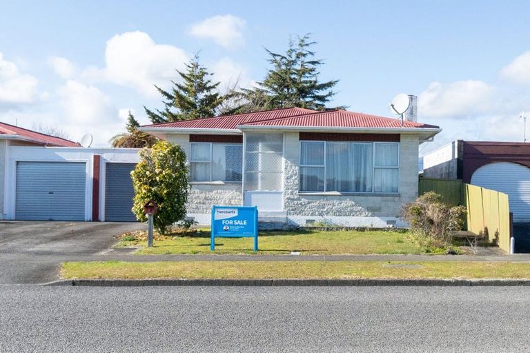 Photo of property in 12 Parker Avenue, Levin, 5510
