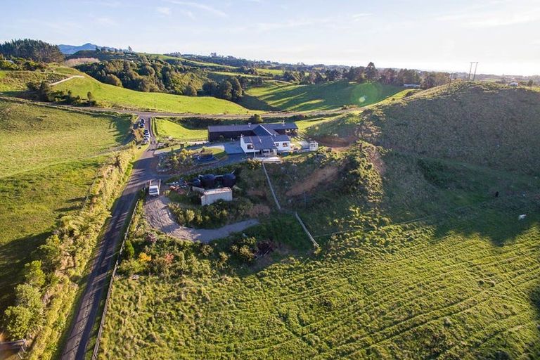 Photo of property in 527 Frankley Road, Hurworth, New Plymouth, 4371