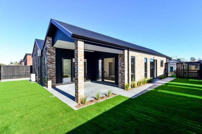 Photo of property in 16 Tangaroa Street, Cambridge, 3434