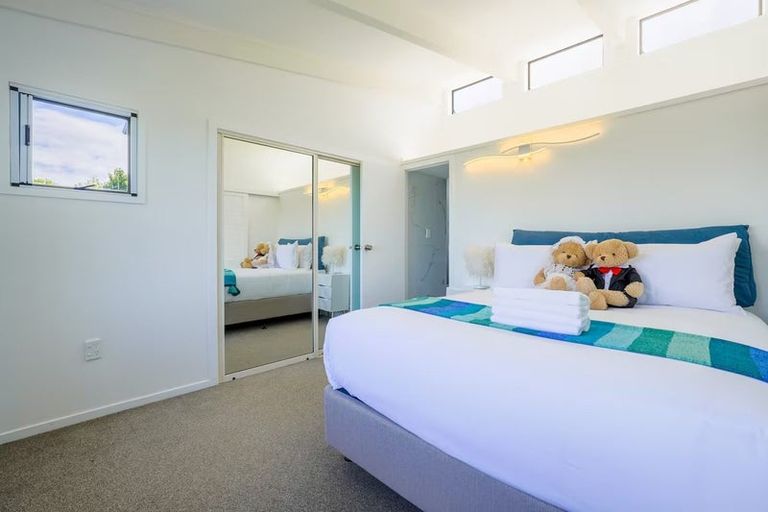 Photo of property in 2/172 Clovelly Road, Bucklands Beach, Auckland, 2012